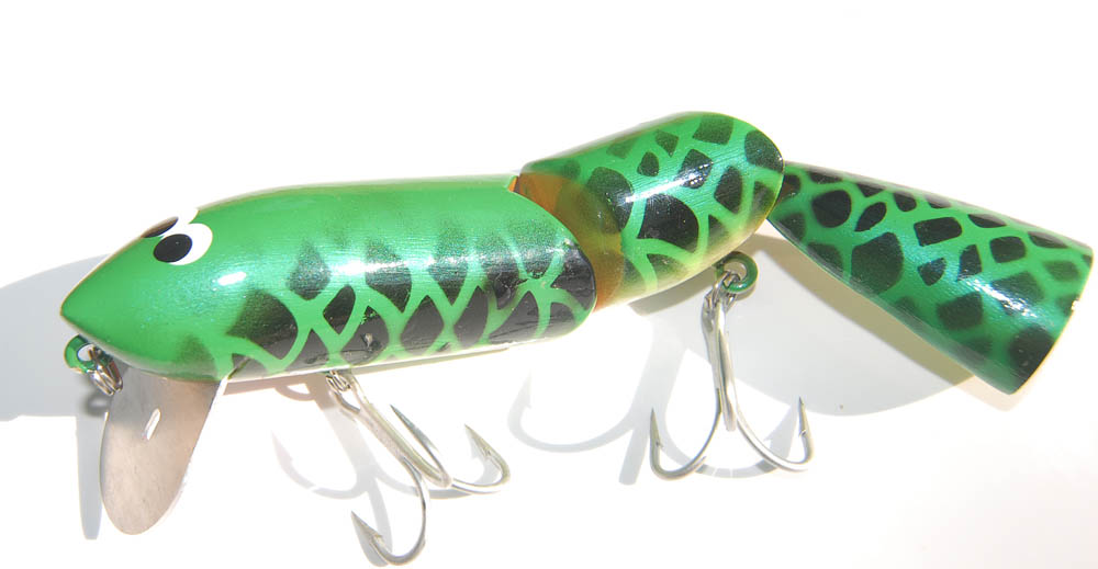 Mudeye Rattle Snake 200mm Timber Surface Lure 4 Rod Mackenzie